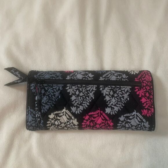 Vera Bradley Black and Pink Magnetic Trifold Retired Color Print Northern Lights - Picture 3 of 3